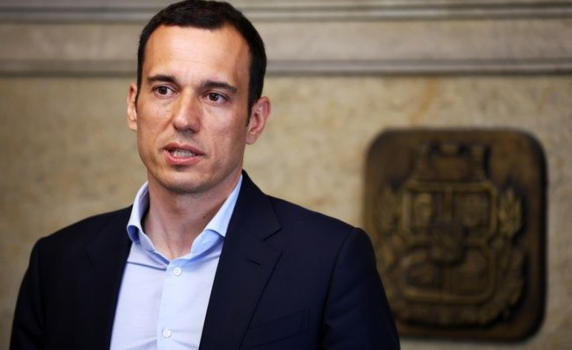 Расте недоволството от Терзиев за кризата с боклука в София