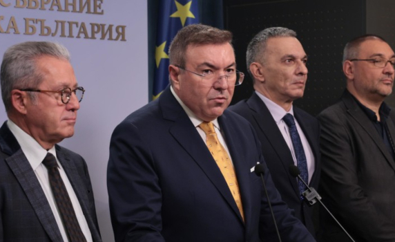 Управляващите се договориха за ротация на Киселова, но не и за прогресивен данък