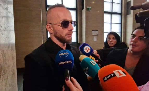 Актьорът Росен Белов завел младия Георги на гей партито у д-р Хасърджиев