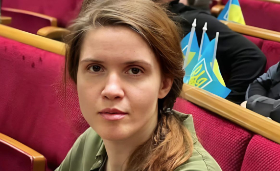 Депутатът от Радата Маряна Безуглая: Зеленски лъже за ситуацията в Покровск