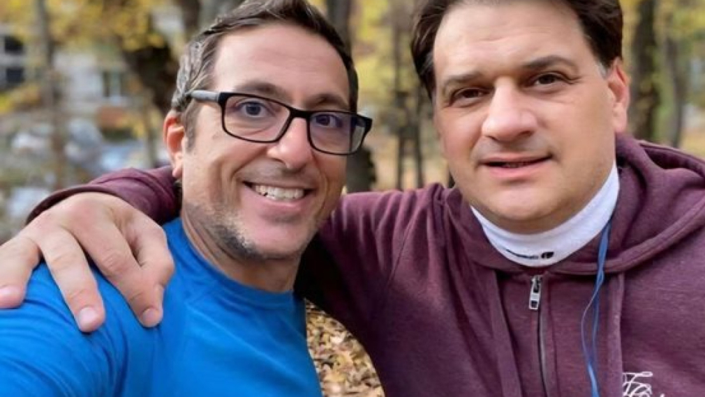 Театралната школа на Мариан Бачев бе изгонена от читалището след гей скандала