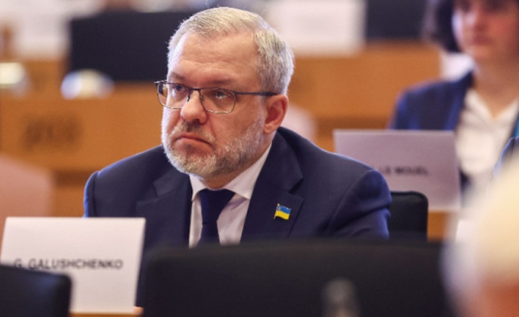 Украинският правосъден министър е отстранен на фона на корупционен скандал в енергетиката