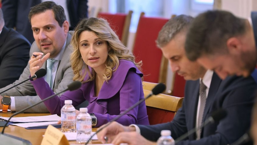 Енергийната комисия отхвърли ветото на президента за "Лукойл"