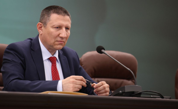 Сарафов се опита да сезира съда чрез свой заместник, ВКС пак го отряза заради нелегитимност