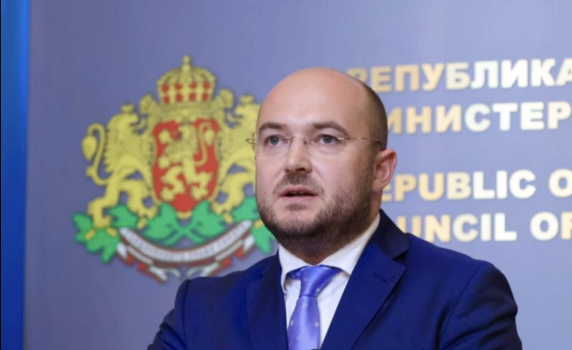 Правосъдният министър: С акта на правителството на САЩ се осигурява стабилност на доставките на петрол и на цените