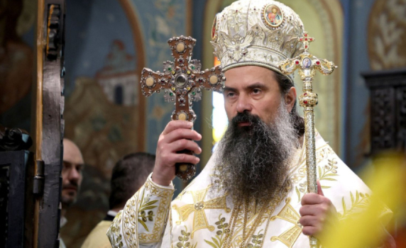 Патриарх Даниил: Въведение Богородично е урок как да се грижим за децата, които Господ ни е поверил