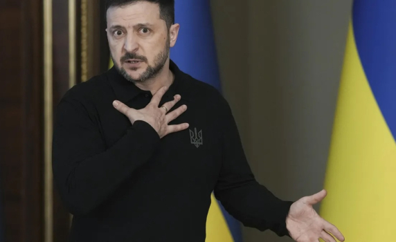 "Политико": Корупционният скандал ще принуди Зеленски да приеме плана на Тръмп