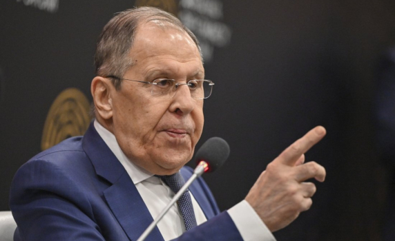 Лавров: Приветстваме плана на Тръмп, очакваме новата версия без промяна на договореното в Аляска