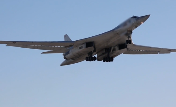 Руски бомбардировачи Ту-160 извършиха полет над Северния ледовит океан