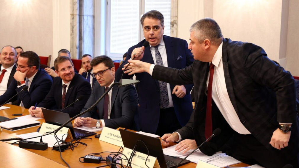 На второ четене: Ресорната комисия прие бюджета на ДОО за 2026 г., пенсионната вноска се увеличава с 2%