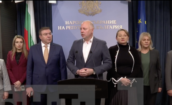 Желязков: Снощният протест беше спонтанна реакция и ясен знак, че трябва да поставим интересите на обществото над политическите