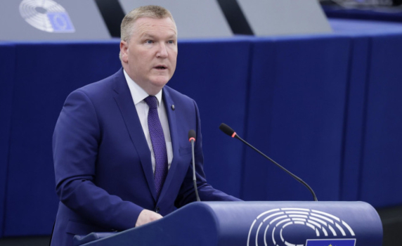 Еврокомисарят по правосъдието към Украйна: Осъдете корумпираните, ако искате членство в ЕС