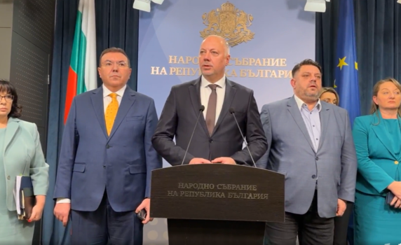 Желязков: Подкрепям протеста, но няма да абдикираме от властта преди влизането в еврозоната