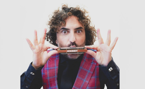 Носителят на Латино Грами Антонио Серано гостува в София