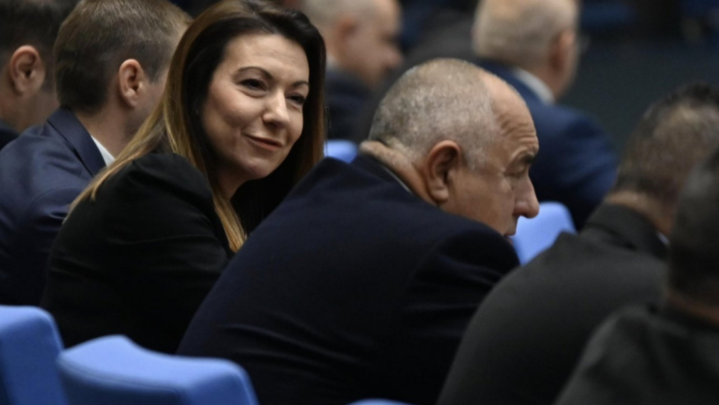 Парламентът единодушно оттегли проектобюджета за 2026 г.