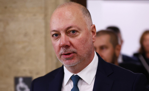 Желязков подава оставка на правителството