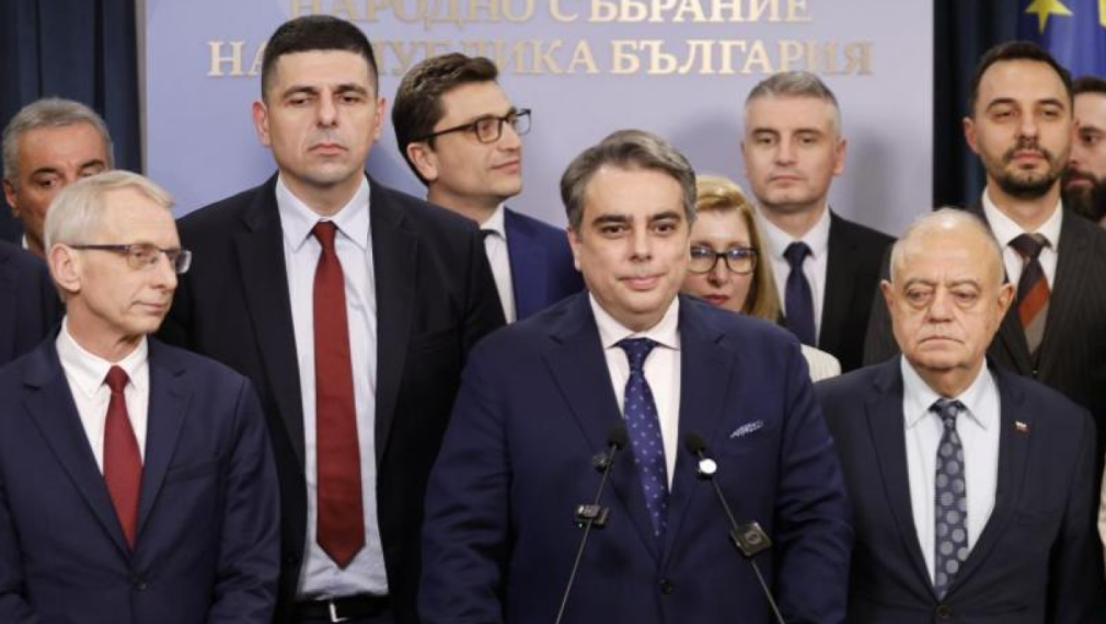 Асен Василев: Това е победа на всички български граждани, следващата стъпка са избори