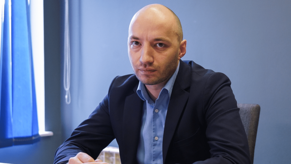 Димитър Ганев: Радев може да подаде оставка още преди да назначи служебен премиер