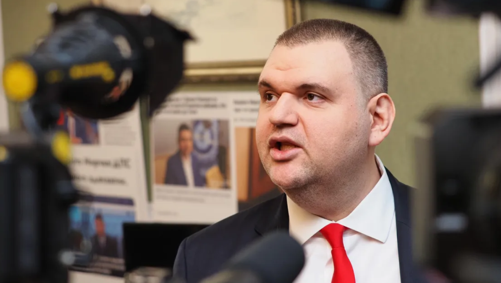 Пеевски: Готов съм да се откажа от охраната си, „Музеят на сглобката“ остава в парламента