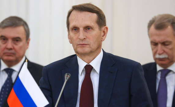 Руското разузнаване: Украински чиновници се готвят за бягство в чужбина, вече са извели семействата си