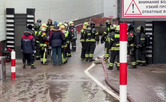 Бизнес център се запали в южната част на Москва