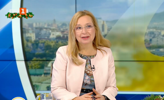 Зорница Русинова: Удължителният бюджет не застрашава влизането ни в еврозоната