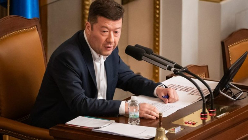 Председателят на парламента на Чехия: Трябва да слезем от влака на Брюксел, който води Европа към война