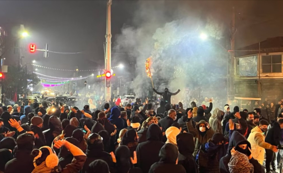 Мосад призна участието си в протестите в Иран и се обърна към иранците: Излезте на улиците, ние сме с вас на терен