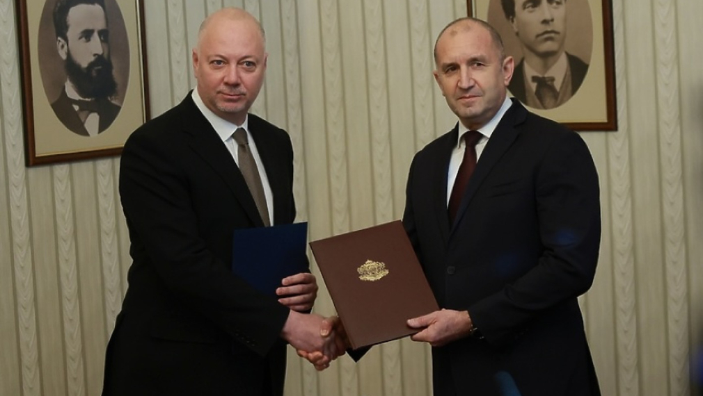 Росен Желязков върна мандата и предложи изборите да са на 29 март