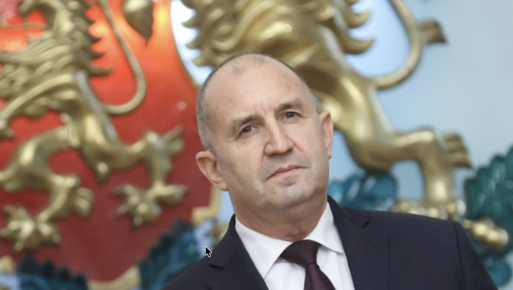 Радев връчва утре мандат за съставяне на правителство на ПП-ДБ
