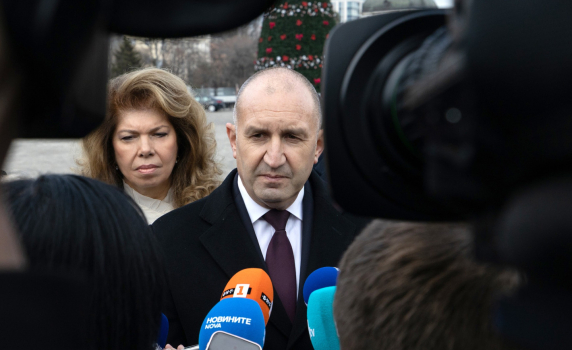 Президентът ще направи обръщение към българския народ тази вечер