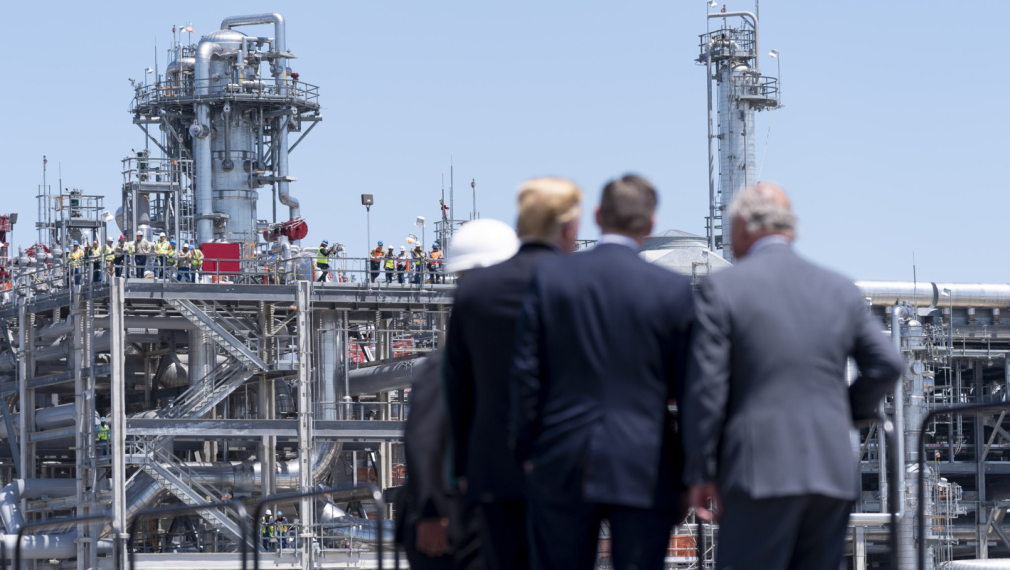 „Газпром“: Заради студа САЩ пренасочват втечнения газ към вътрешния си пазар, Европа остава на заден план