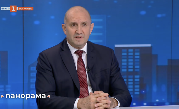 Румен Радев: Нямам мания на спасител. Сглобката легитимира олигархията. Аз не обещавам възмездие, а правила. Ще говоря с всички, които искат справедливост