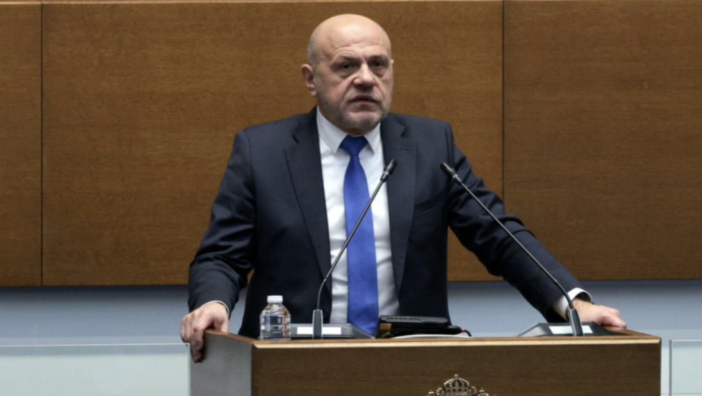 Томислав Дончев: България е в бюджетен волунтаризъм, 3% дефицит го изкарваме като 0