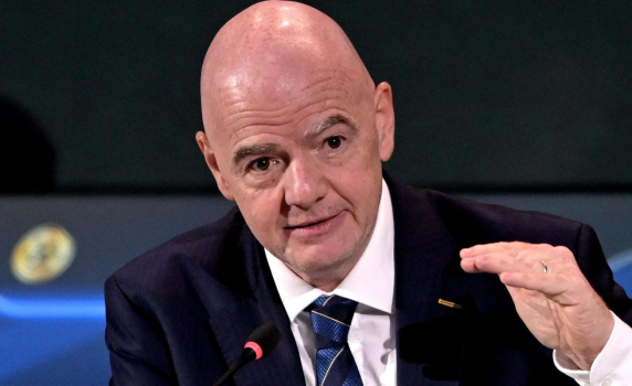 Инфантино: Забраната за руския футбол не постигна нищо, само породи омраза. Да обмислим отмяната на санкциите!