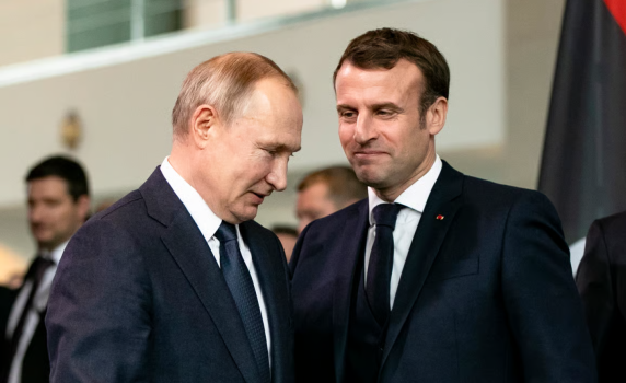 Макрон: Подновяването на диалога с Путин е в процес на подготовка
