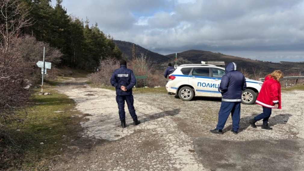 Окриха мъртви Ивайло Калушев, детето и младежа в кемпер край Враца
