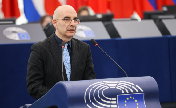 Петър Волгин в ЕП: За русофобията на евролидерите плащат обикновените украинци