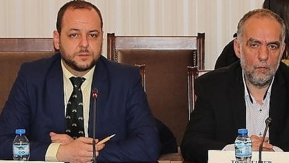 В последния си ден Сандов и Белев раздали почти милион на НПО