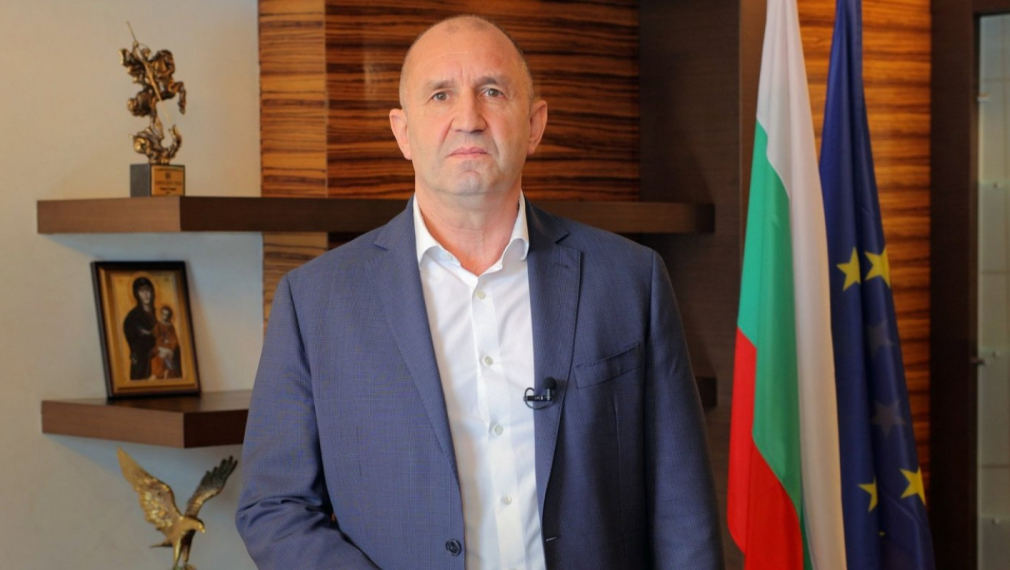 „Мяра“: Радев с 33,3% срещу 18,9% за ГЕРБ; ПП-ДБ - 12,7%, ДПС-НН - 10,7%, „Възраждане“ - 6,8%