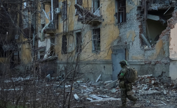 The New York Times: Безнадеждност е обзела украинските бойци