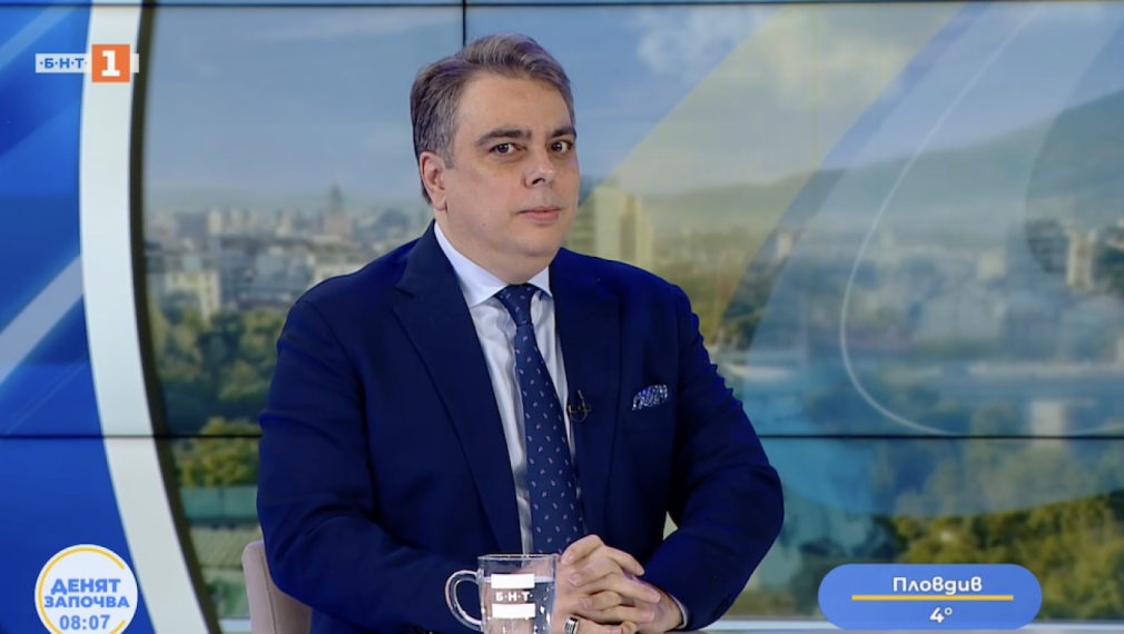 Асен Василев за случая "Петрохан": Ако е имало чадър, той е от ДАНС, прокуратурата и МВР. Радев блокира смяната на този шеф на ДАНС