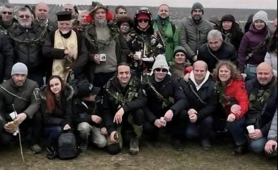 Ивайло Калушев, Тома Белев, Борислав Сандов и Владислав Панев заедно празнували Трифон Зарезан