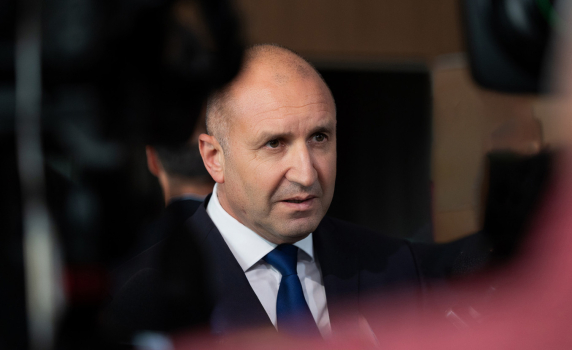 Радев: Сглобката отстрани президента от съставянето на служебно правителство. Сегашното е на премиера и партиите, които участват в него