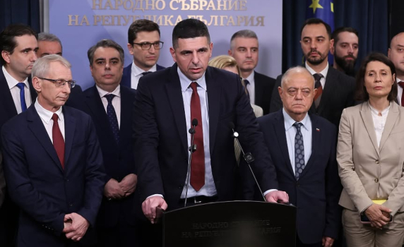 "Петрохан" удари болезнено градската десница. За да се отлепи от него, ще трябва да се преоснове