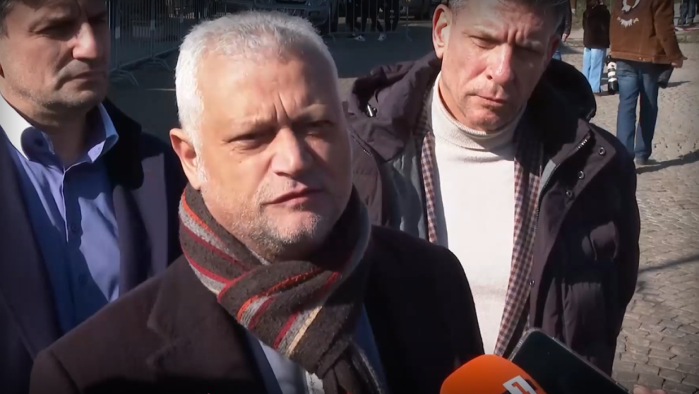 Емил Дечев за ударите срещу Иран: На този етап нямаме информация за някаква опасност за България