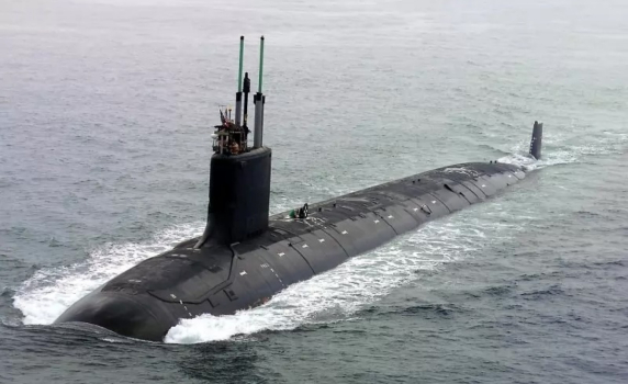 Американска подводница потопи ирански военен кораб в Индийския океан, 148 моряци са в неизвестност