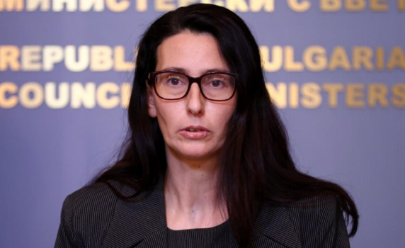 Ангелина Бонева отказва да подаде оставка и се върна в кабинета си в МРРБ