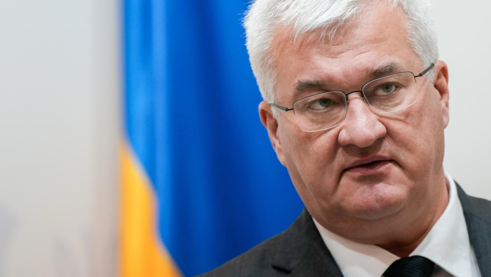 Киев обвини Унгария, че е взела за заложници служители на украинска банка в Будапеща, превозвали милиони и злато
