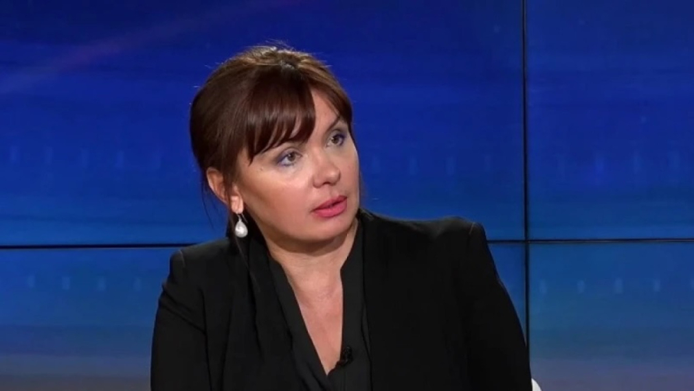 Теодора Георгиева, която бе отстранена от Европрокуратурата, пусна сигнал срещу Пеевски и Сарафов